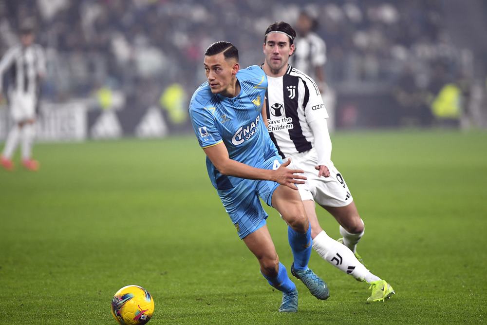 Venezia Menang atas Fiorentina, Jay Idzes dkk Keluar dari Zona Degradasi