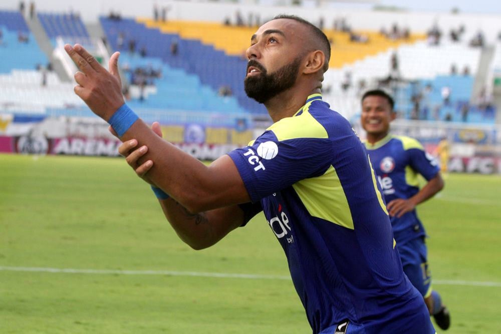 Data Fakta Menarik Arema FC vs Persib, Pertarungan Klasik Tim Perserikatan