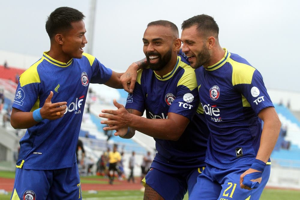 Prediksi Skor Arema FC vs Persib: Susunan Pemain, H2H, Preview